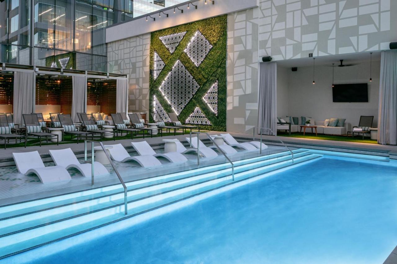 Jw Marriott Charlotte Hotel Exterior photo