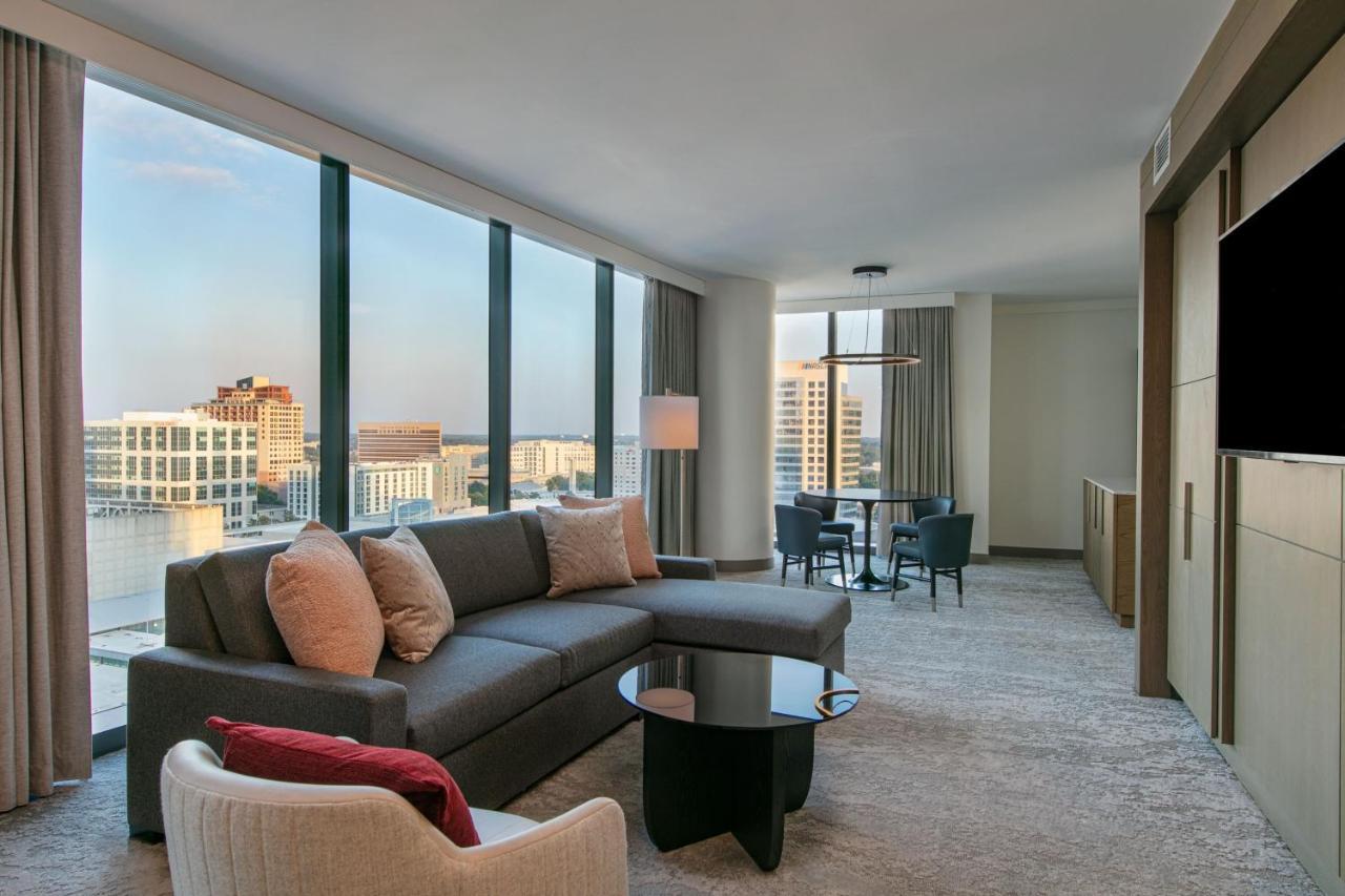 Jw Marriott Charlotte Hotel Exterior photo